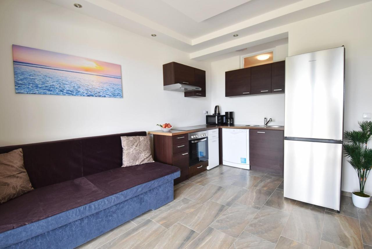 Apartmani Solis Vir Luaran gambar